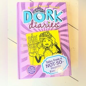 Dork Diaries Book - Purple Cover